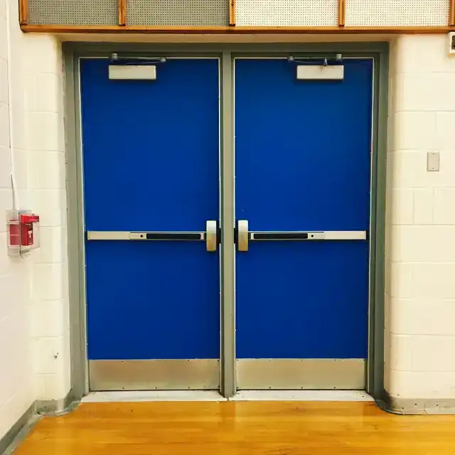 CUSTOM METAL DOORS & FRAMES | SALES, SERVICE, INSTALLATION in Windows, Doors & Trim in Oakville / Halton Region - Image 4