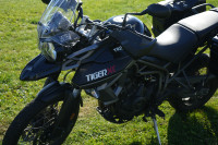 2016 Triumph Tiger 800cc Black Low KMs