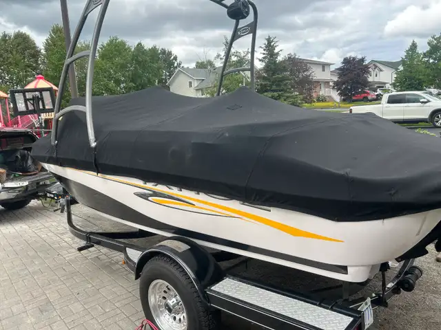 2006 Tahoe Q6 in Powerboats & Motorboats in Sudbury - Image 6