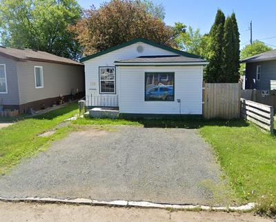 Great area on Caroline Street. Available October 1st. $1700 plus utilities. 2 bedroom, 1 bath house...