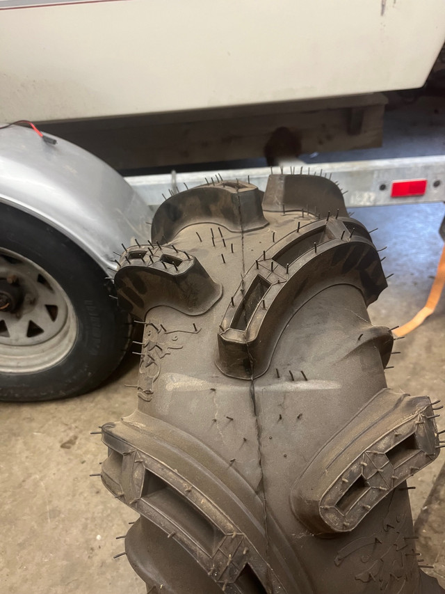 Silver back tire  in ATVs in Dartmouth - Image 2