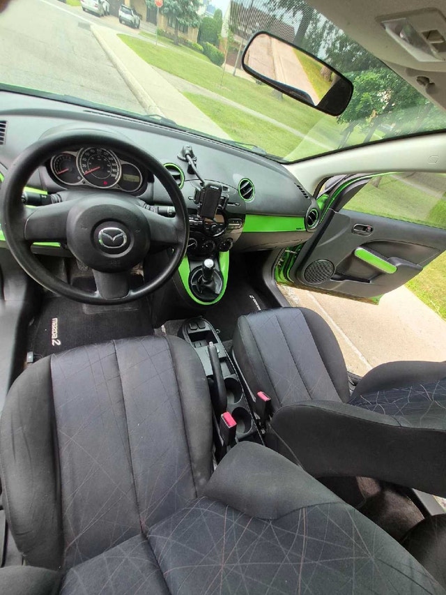 Mazda 2 Hatchback — photo 3
