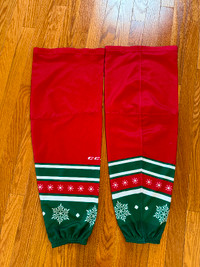 Game worn Niagara IceDogs Christmas socks