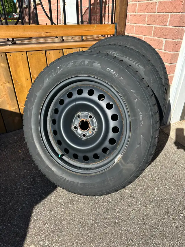 245 60 R18 BRIDGESTONE BLIZZAK DM-V2 WINTER TIRES ON STEEL RIMS | Tires ...