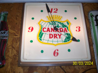 CANADA DRY CLOCK