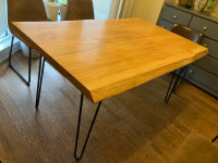 Dining table solid wood live edge.