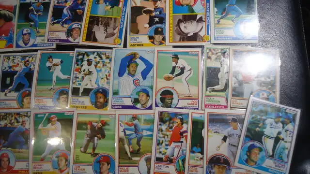 1983 opc baseball card near set  388 out of 396 in Arts & Collectibles in Gatineau - Image 7