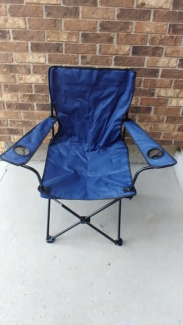 FOLDING OUTDOOR CAMPING CHAIRS in Patio & Garden Furniture in Regina - Image 2