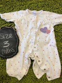 Carter’s while with hearts footless sleeper - 3 months