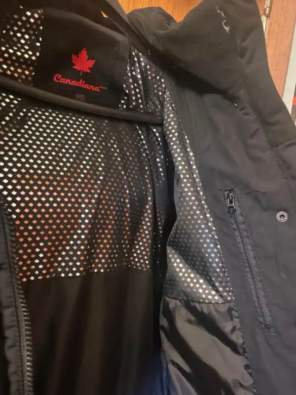 Winter jacket in Women's - Tops & Outerwear in Kitchener / Waterloo - Image 5