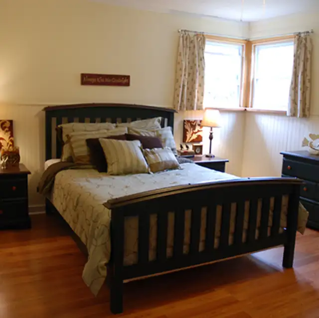 Scenic 3bdrm Cottage for Rent on Lake in Haliburton in Ontario in Canada - Image 3