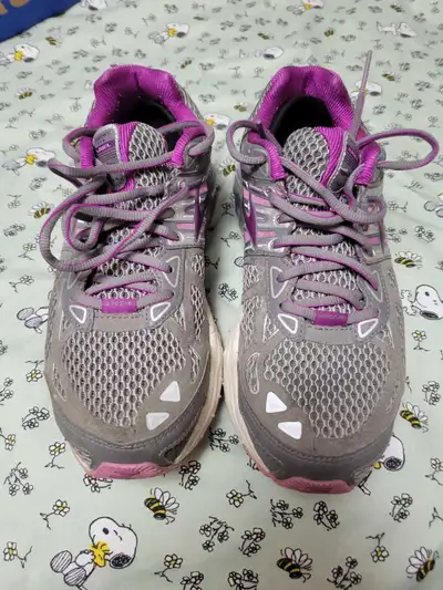 BROOKS RUNNING SHOES, View more
