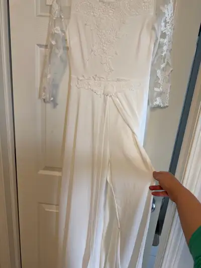a beautiful white dress , View more