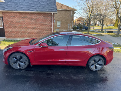 No accidents! 2018 Tesla Model 3 Long Range RWD, many upgrades
