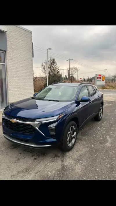 Chevrolet Trax LT 2024 couleur lueur Bleu , état neuf , modèle très bien équipé ( siège chauffant,vo...