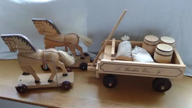 RARE German Wooden Horses and Carriage vintage in Toys & Games in City of Toronto - Image 8