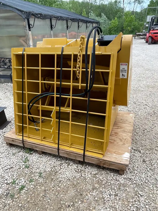 CEMENT  MIXER “QUICK ATTACH CONCRETE  MIXER” in Other Business & Industrial in Winnipeg - Image 7