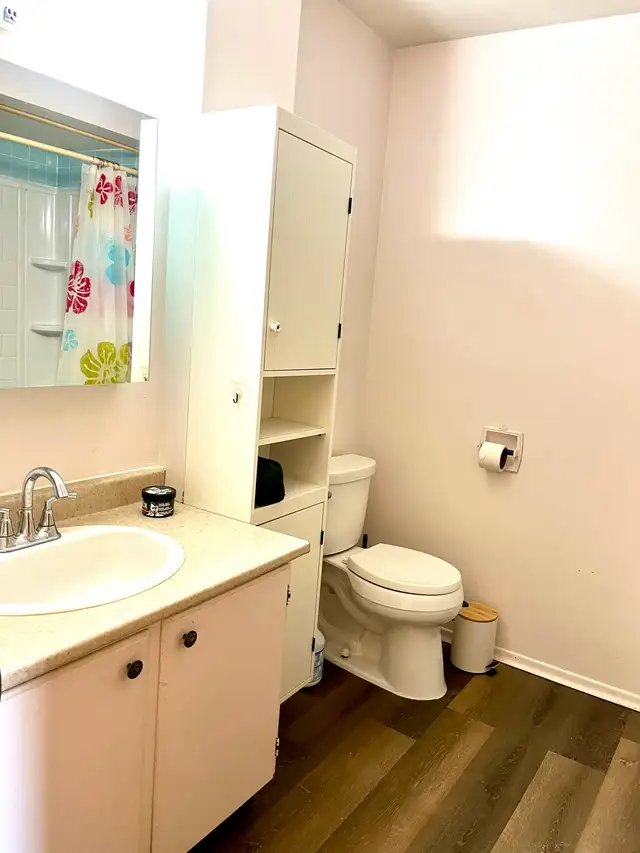 Room for rent  in Long Term Rentals in City of Toronto - Image 4