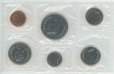 Canadian 1982 Coin Set in Arts & Collectibles in Kingston