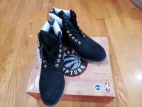 Timberland bottes imperméables NBA raptor, taille 8 pour homme.