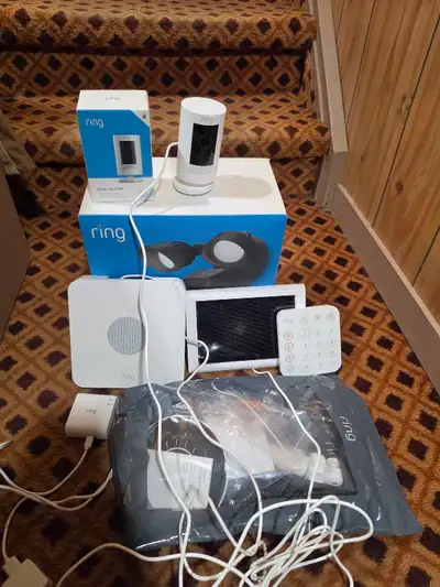 Ring alarm sys w/ 2 Cameras, 1 floodlight cam, solarpanels etc, View more
