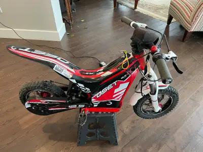 Oset 12.5 kids dirt bike/trials bike for sale for $1100. Suitable for ages 3-7+. These Osets are gre...