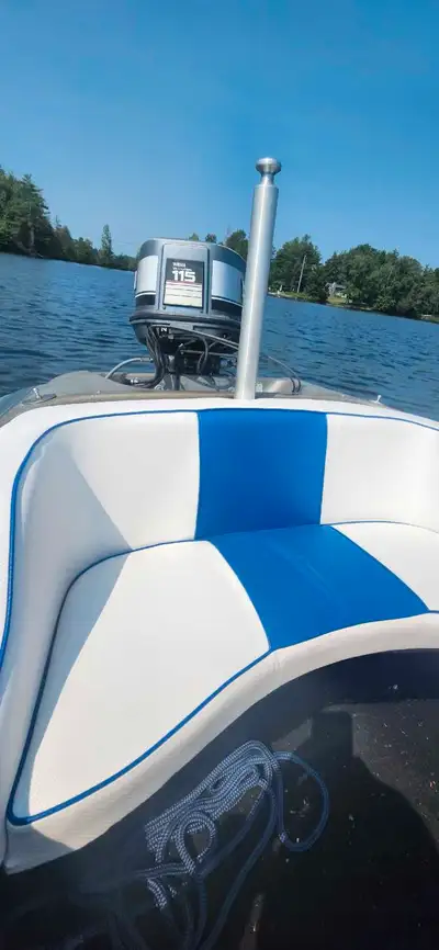 ATTENTION : All J Craft enthusiasts here is a Pefferlaw built 1987 17 boat, motor and trailer packag...
