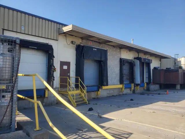 Warehouse Space for Rent in Commercial & Office Space for Rent in Oshawa / Durham Region - Image 5