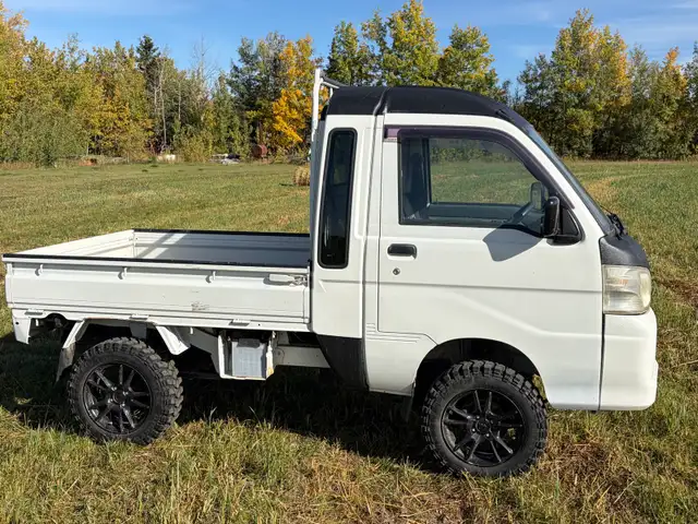 Daihatsu Hijet mini truck