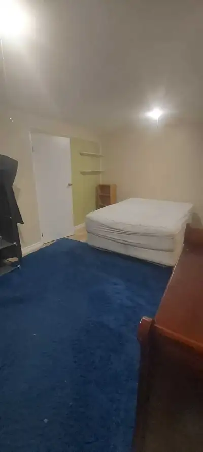 Furnished Basement Room for rent in a quiet house. Heat, hydro, water and wifi included. shared kitc...