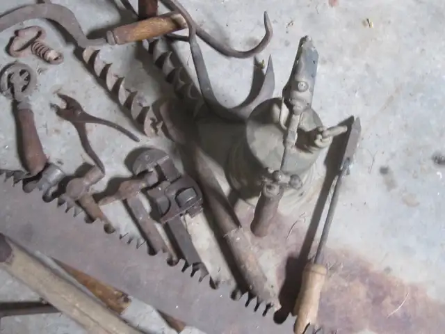 old tools in Hand Tools in Kawartha Lakes - Image 6