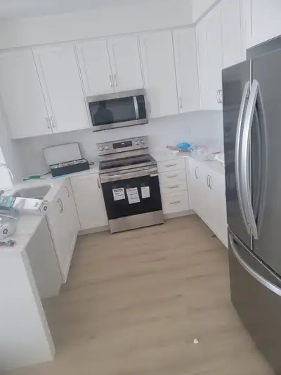 Room for rent in a Brand new townhouse! It's a female only house. So looking for a female. Renting f...