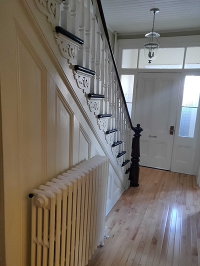 Bright and spacious 3-bedroom townhouse located in the sought-after South End of Halifax, just steps...