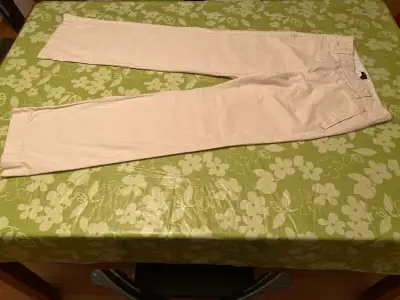 Original Gap Women's Khakis Cream colored Size 6R, View more
