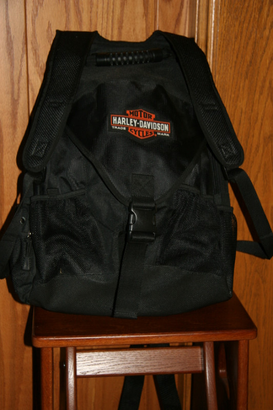 Harley Davidson Denim jacket and Harley Davidson backpack in Men's in Norfolk County - Image 3