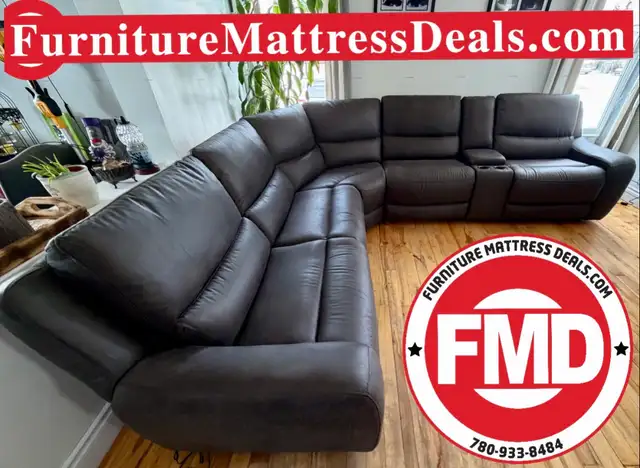Brand new six piece power reclining sectional in onyx in Couches & Futons in Grande Prairie - Image 3