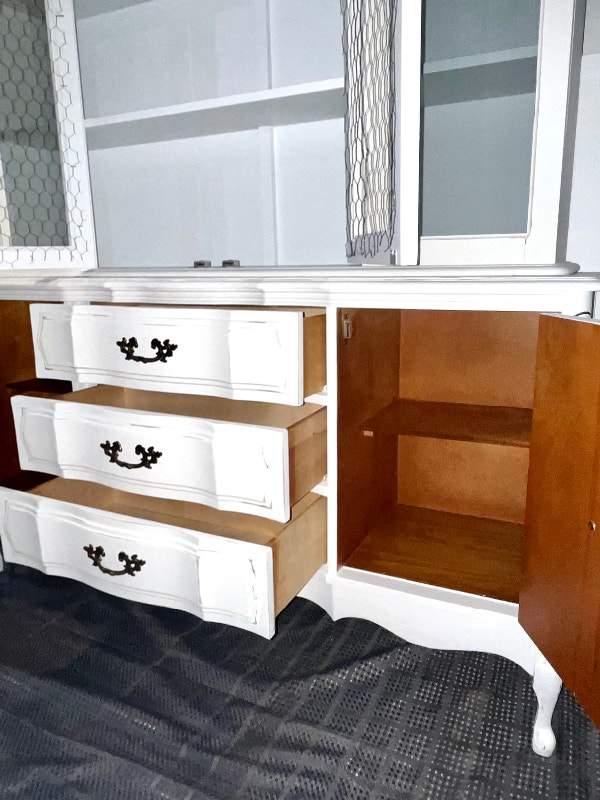 STUNNING French Provincial Farmhouse Buffet / Hutch Hutches & Display