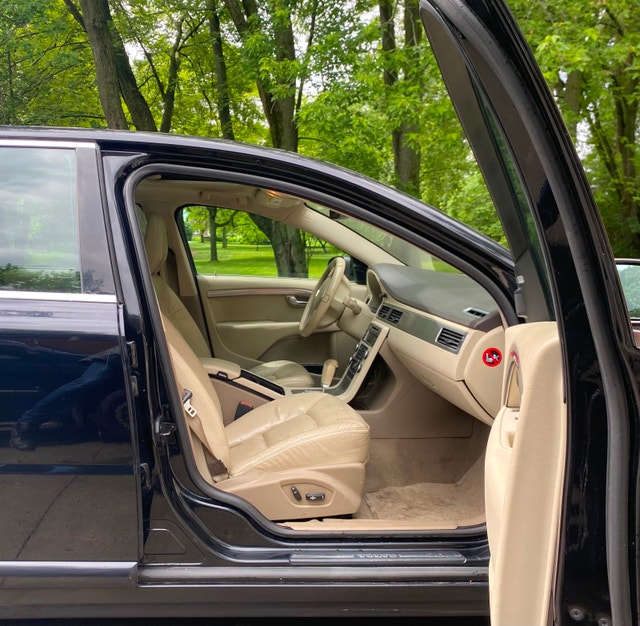 Volvo V70 3.2 familiale 2010 — photo 4