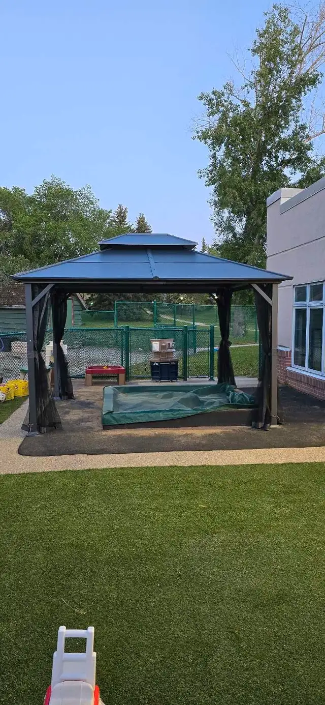 gazebo,trampoline sheds fencing and more63611991340417124