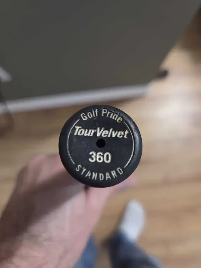 titleist T200 8 iron in Golf in London - Image 6