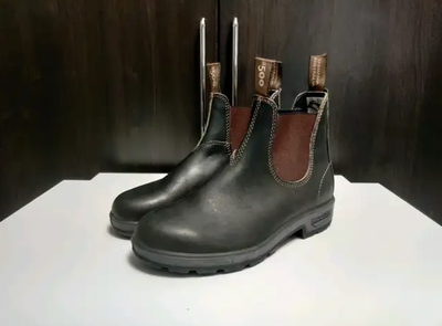 Blundstone 500 Boot ⎮ Womens 7 US《 PULL LOOPS CUT 》, View more