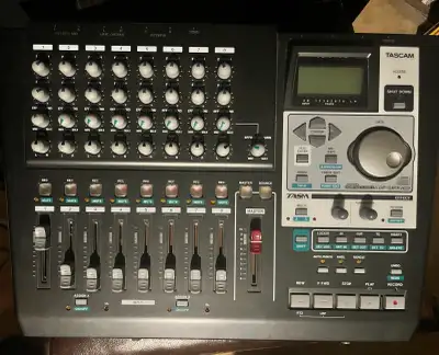 Tascam DP-01FX/CD Digital 8 track, View more