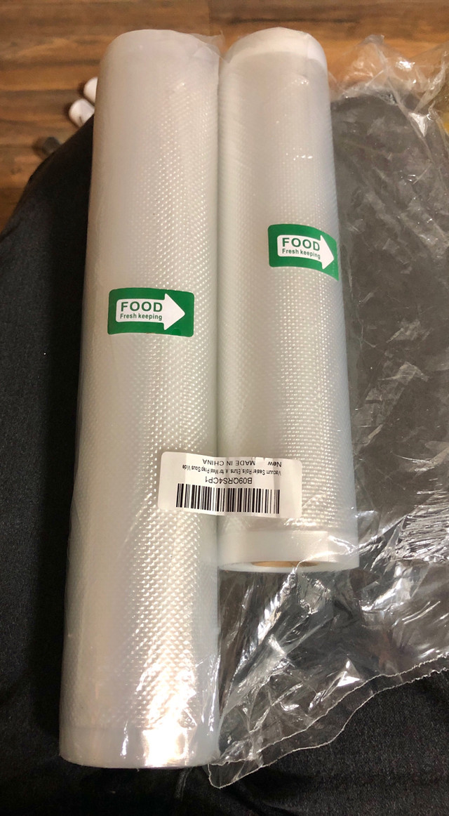 Vacuum sealer rolls bags  9”+8” +6 to freeze food in Kitchen & Dining Wares in Hamilton