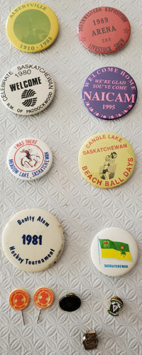 Vintage metal Saskatchewan pin back buttons