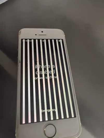 iPhone 5s for Parts only, View more