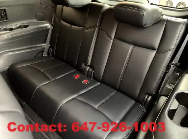 Conductor experimentado con su propio coche que ofrece servicio de recogida y entrega63295982136067122