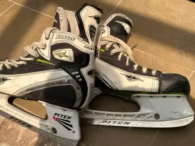Patins à glace MISSION taille 10.5, View more