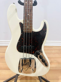FENDER JAZZ BASS DELUXE [1998] [OLYMPIC WHITE] [ACTIVE]
