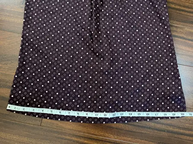 Ann Taylor women’s small sleeveless blouse, maroon bow detail in Women's - Tops & Outerwear in Oshawa / Durham Region - Image 9