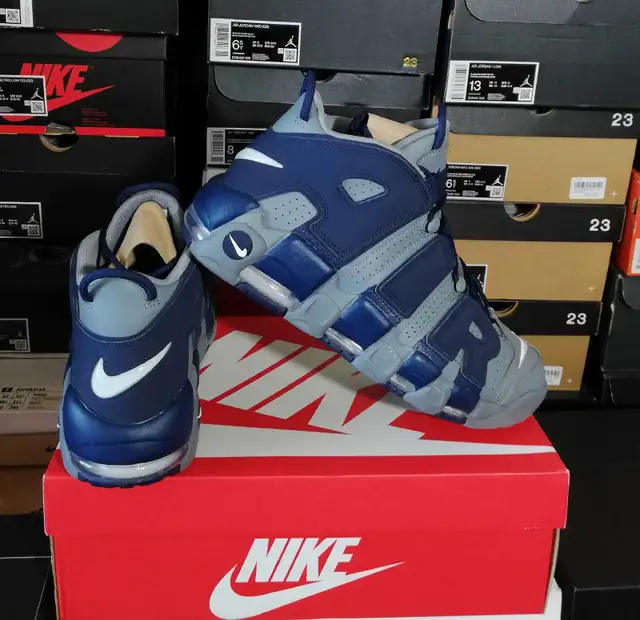 NIKE AIR MORE UPTEMPO '96 MIDNIGHT NAVY MEN'S SZ11 BRAND NEW  in Men's Shoes in Windsor Region - Image 2